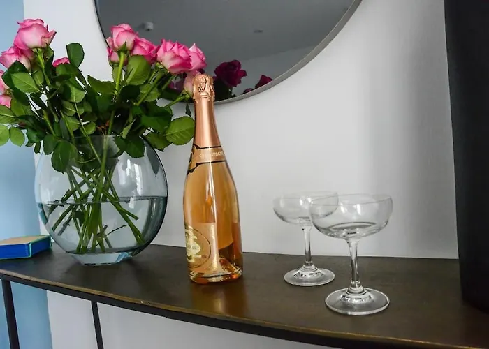 West With Free Parking شقة ويتبي